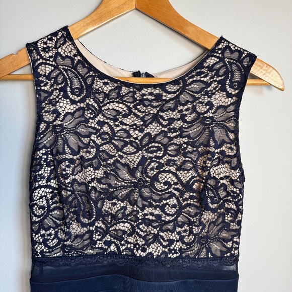 Enfocus Studio Women's Sleeveless Dress Blue 6 Knee Length Lace Bodice Formal - Picture 2 of 14